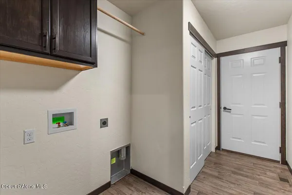$729,900 | 32647 North Tahoe Drive, Spirit Lake, ID 83869