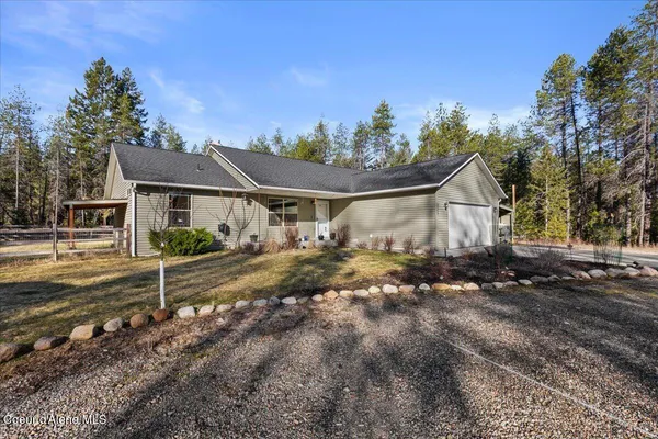 $729,900 | 32647 North Tahoe Drive, Spirit Lake, ID 83869