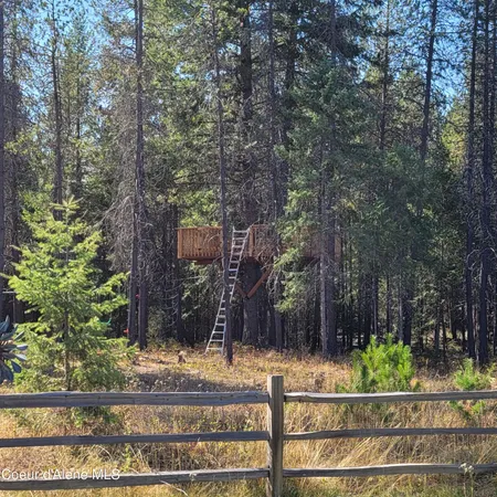 $729,900 | 32647 North Tahoe Drive, Spirit Lake, ID 83869