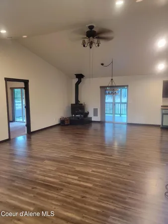 $750,000 | 32647 North Tahoe Drive, Spirit Lake, ID 83869