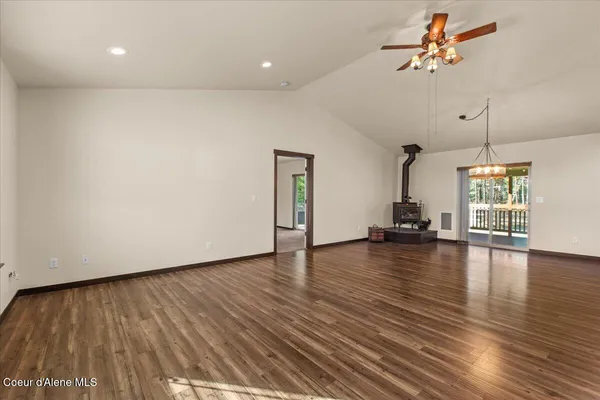 $729,900 | 32647 North Tahoe Drive, Spirit Lake, ID 83869
