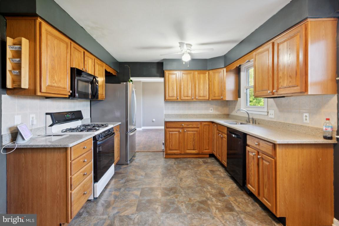 23 Concord Place Clementon, NJ 08021 - Photo 9 of 26