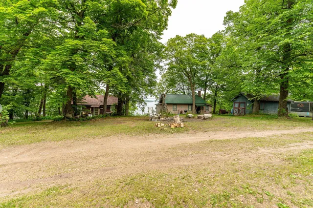 $450,000 | 22054 Nirvana Trail, Vining, MN 56588