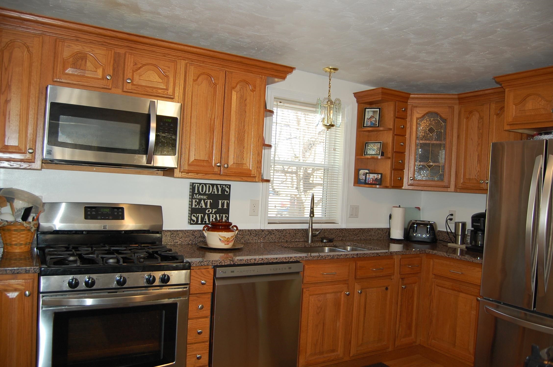 8 Whittaker Circle Concord, NH 03303 - Photo 2 of 12