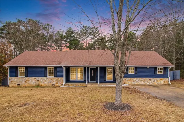 $350,000 | 4904 Pebblebrook Drive, Douglasville, GA 30135