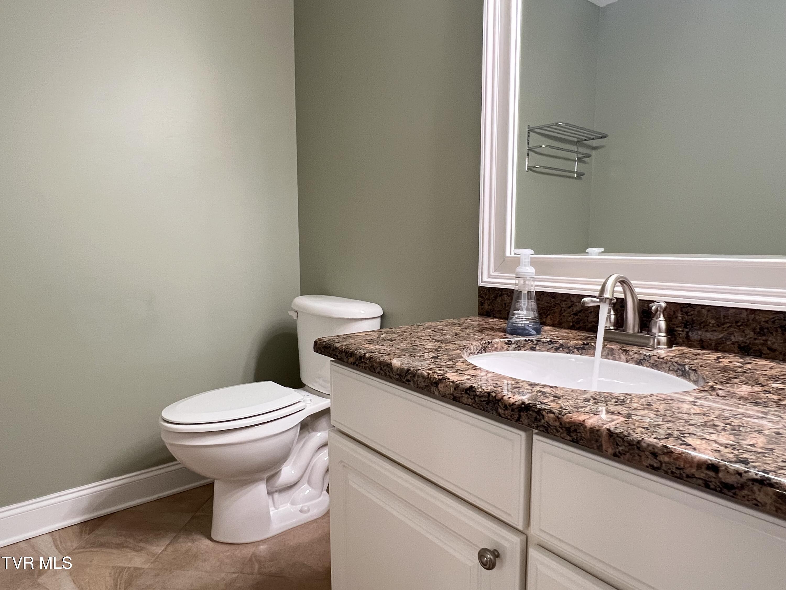 1705 Veranda Court, Unit 23 Greeneville, TN 37745 - Photo 29 of 53 1705 VERANDA - 00128