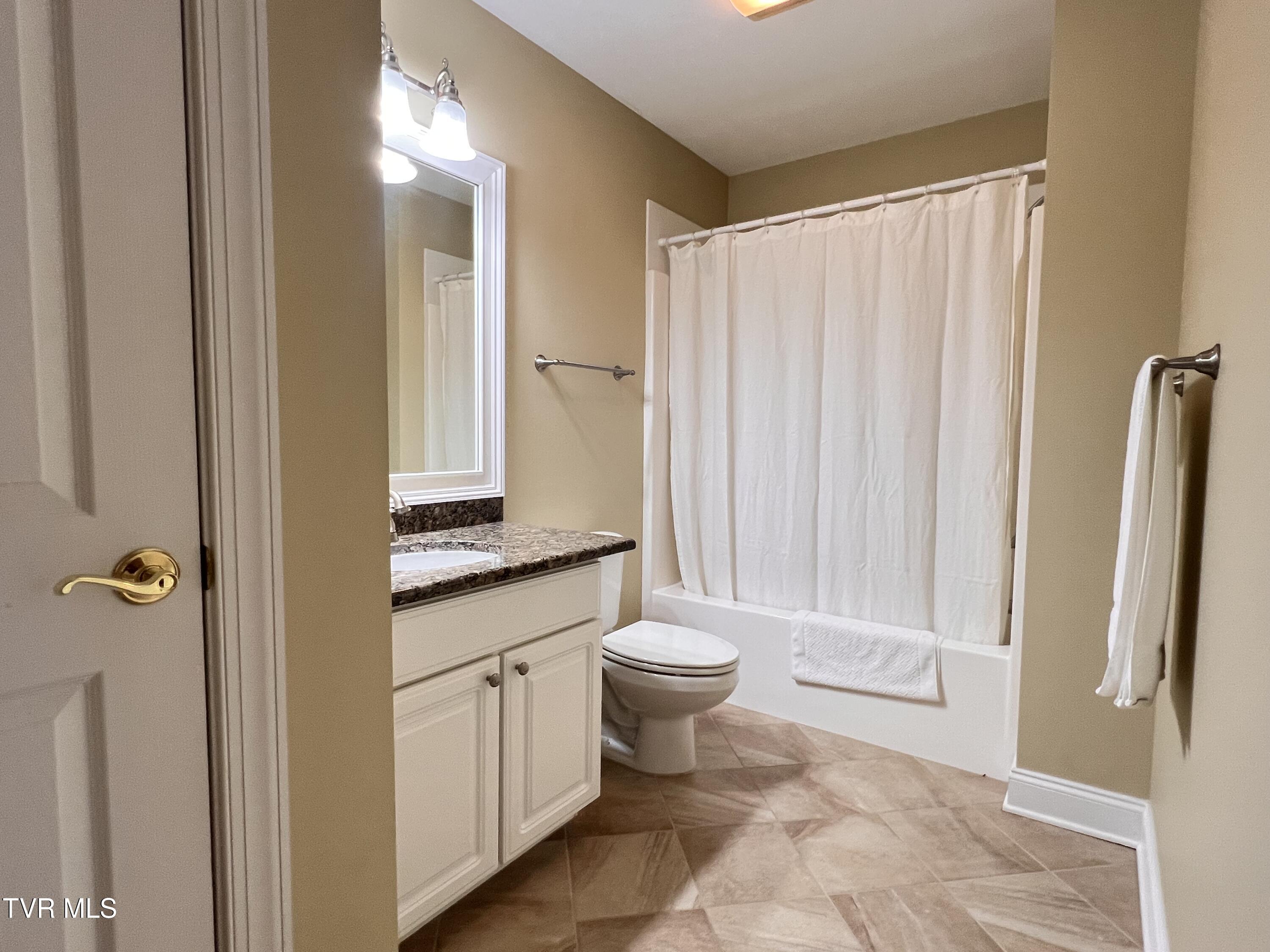 1705 Veranda Court, Unit 23 Greeneville, TN 37745 - Photo 37 of 53 1705 VERANDA - 00162