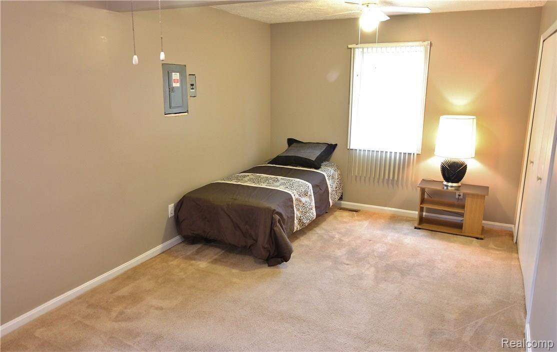 333 East Glass Road Ortonville, MI 48462 - Photo 25 of 30 Huge 17 x 10 Master Bedroom