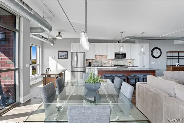 $599,900 | 132 Lakefront Boulevard, Unit 401, Buffalo, NY 14202