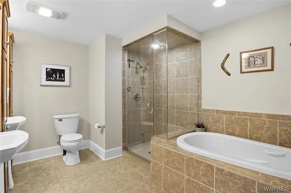 $599,900 | 132 Lakefront Boulevard, Unit 401, Buffalo, NY 14202