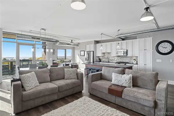 $599,900 | 132 Lakefront Boulevard, Unit 401, Buffalo, NY 14202