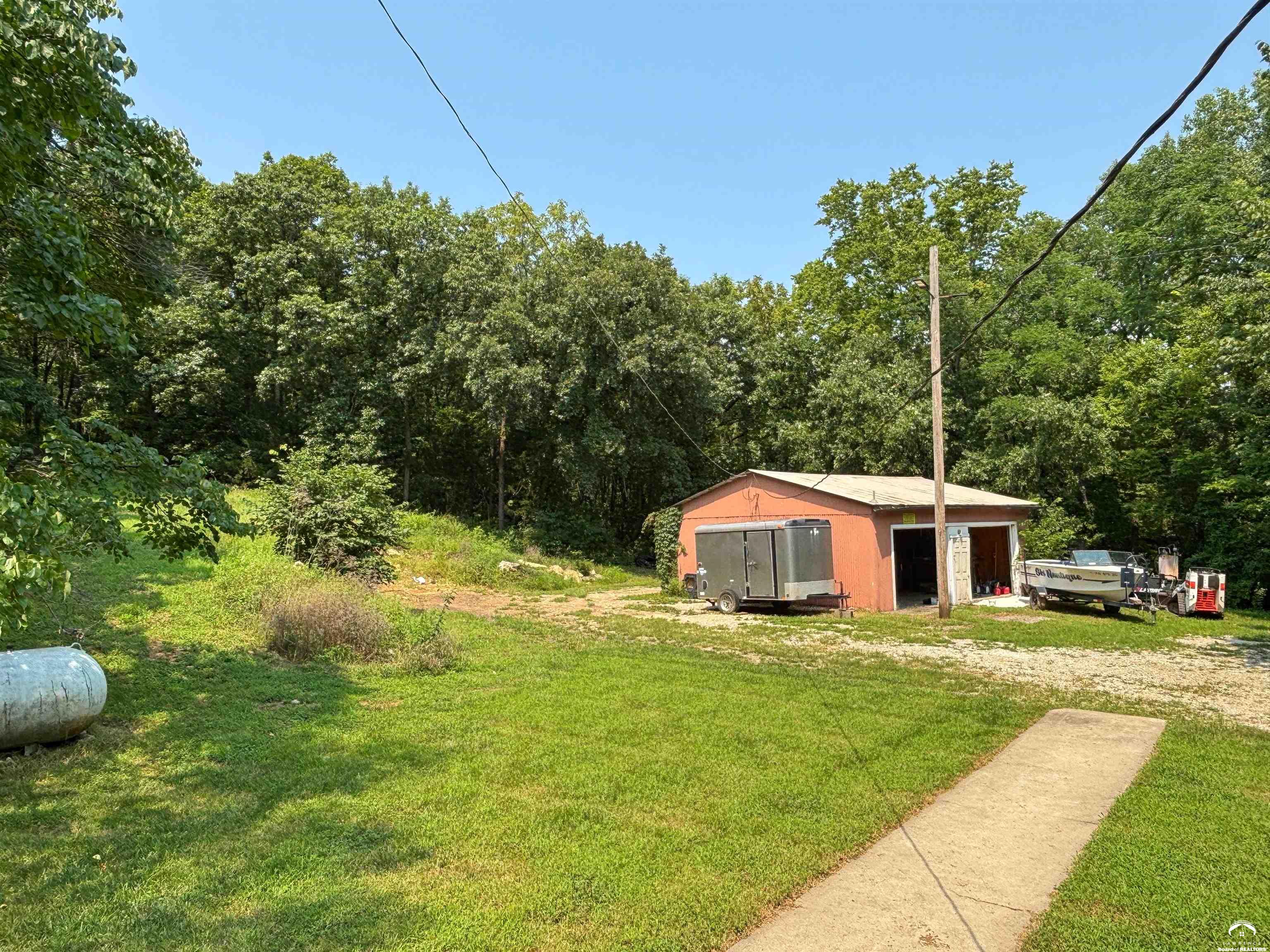 627 East 1450th Road Lawrence, KS 66046 - Photo 26 of 38 Gallery Image 26