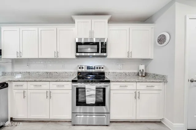 $575,000 | 160 Lake Merial Boulevard, Panama City, FL 32409