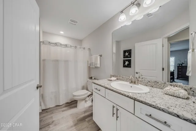 $575,000 | 160 Lake Merial Boulevard, Panama City, FL 32409