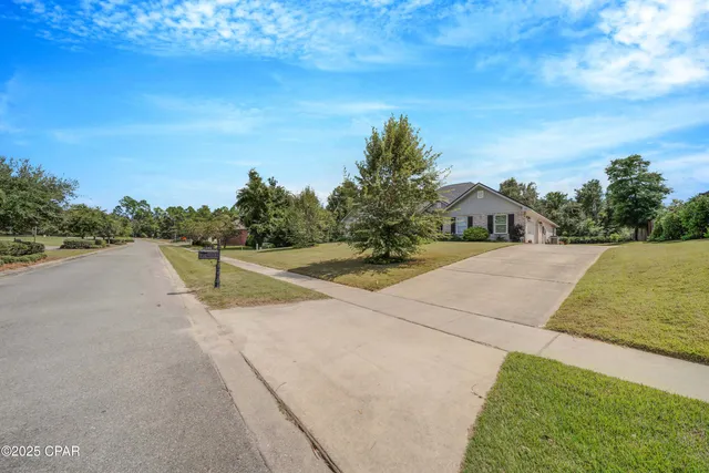 $575,000 | 160 Lake Merial Boulevard, Panama City, FL 32409