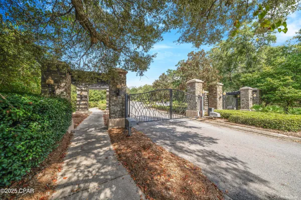 $565,000 | 160 Lake Merial Boulevard, Panama City, FL 32409
