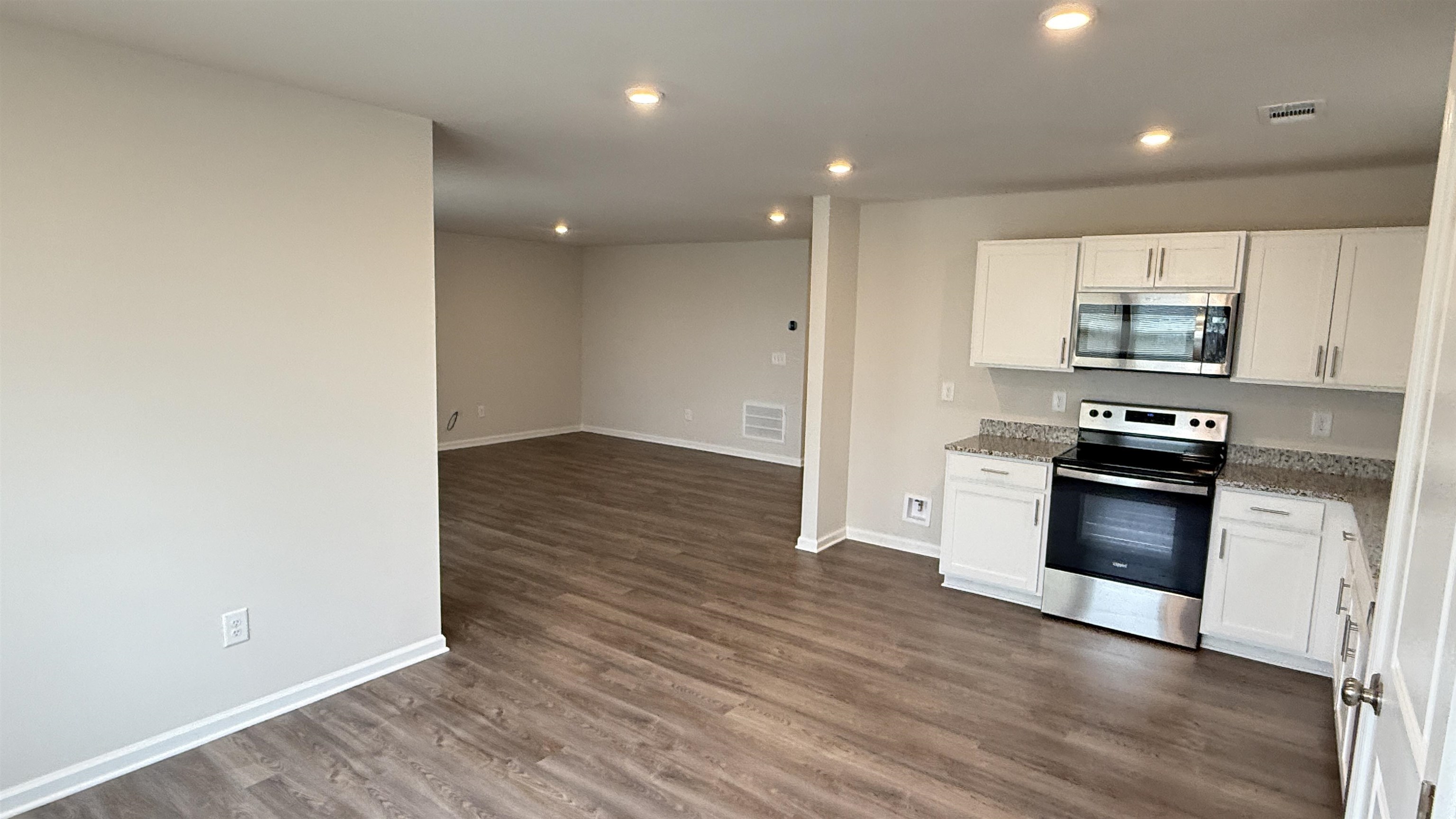 155 Dillon Street Chesnee, SC 29323 - Photo 4 of 29 Gallery Image 4
