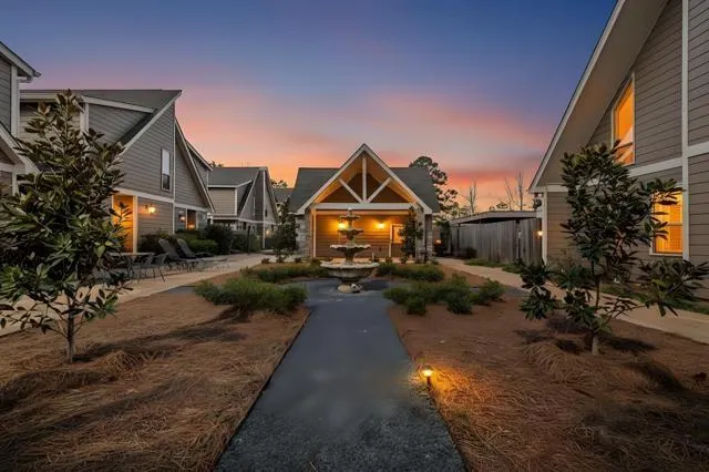 $2,195 | 500 Aries Drive, Unit 4B, Mandeville, LA 70471