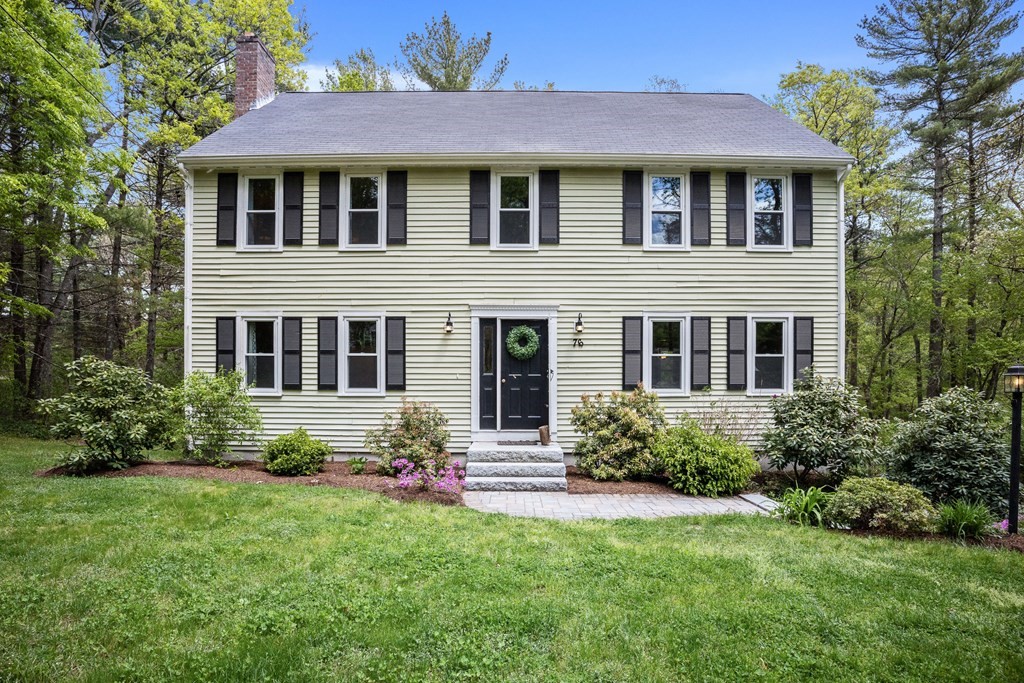 76 Lakeview Road Foxboro, MA 02035 - Photo 1 of 36 Gallery Image 1