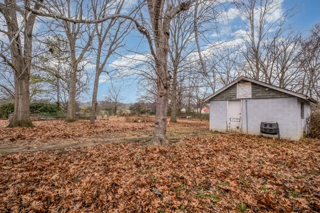 $275,900 | 112 Main Street West, Wartrace, TN 37183