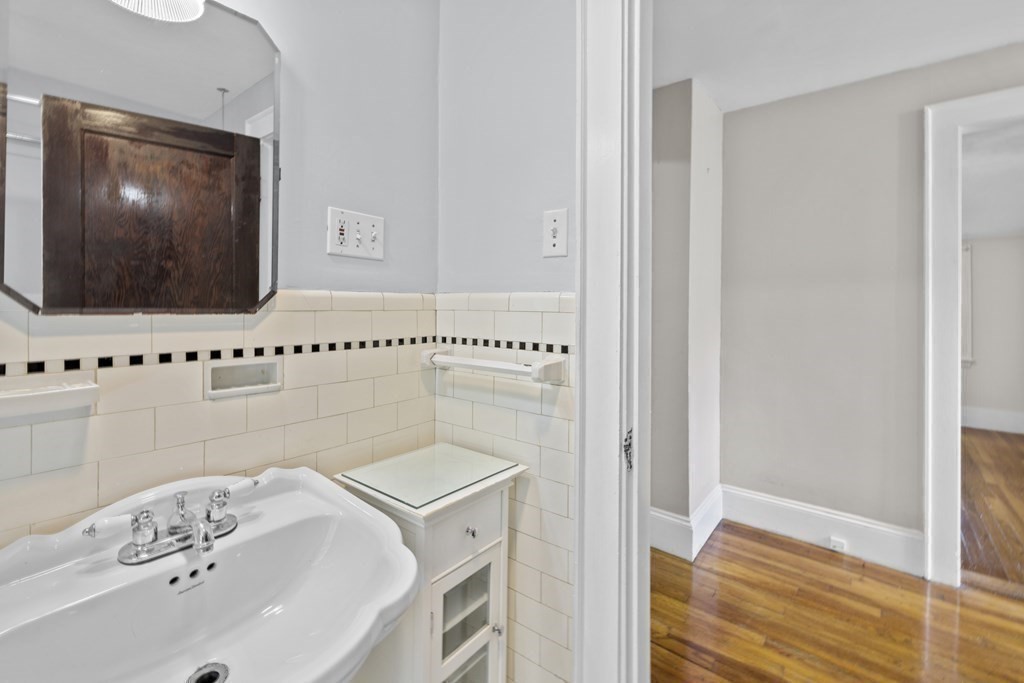 292 Marrett Road Lexington, MA 02421 - Photo 26 of 38