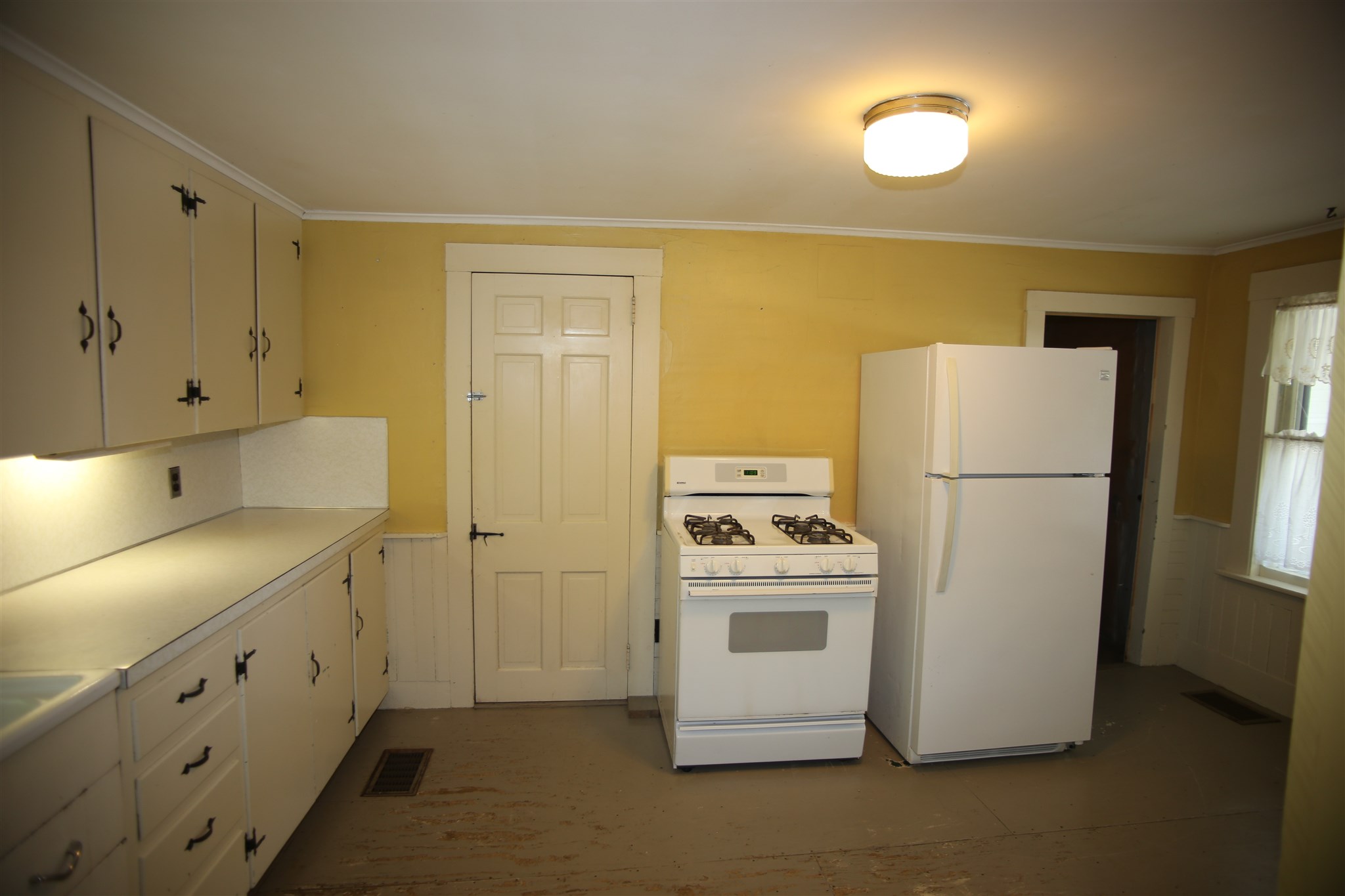 447 Shaker Street North Sutton, NH 03260 - Photo 20 of 34