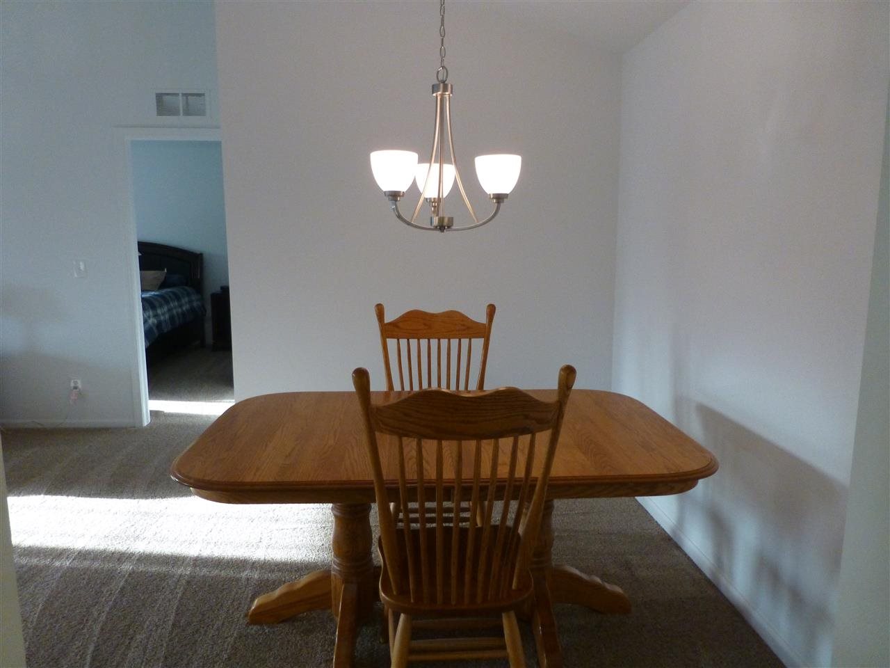 5356 Brookemonte Circle Rochester, MI 48306 - Photo 9 of 17 31192102-8.JPG