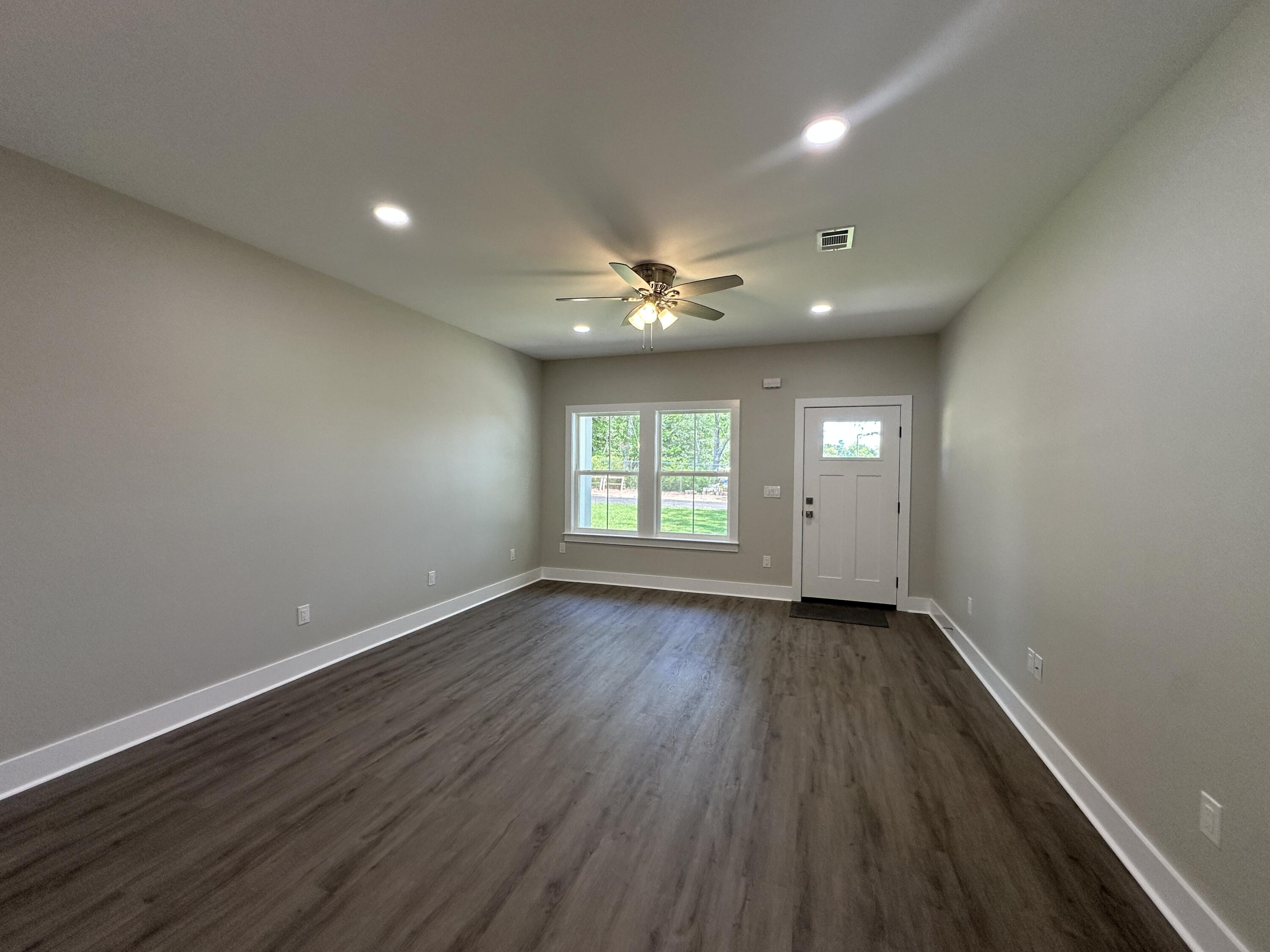 1332 Jackson Street Baker, FL 32531 - Photo 3 of 35 IMG_7895