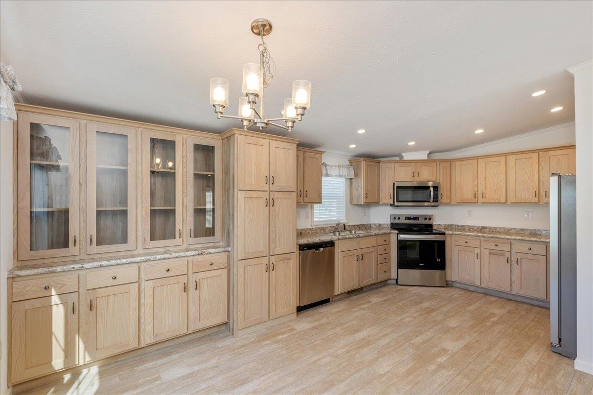 29 Lowell Road, Unit 24 Salem, NH 03079 - Photo 10 of 26 Gallery Image 10