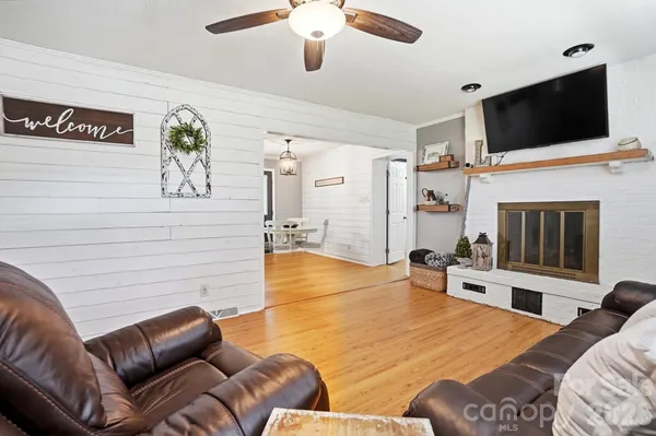 $285,000 | 2470 West Highway 152 Highway, China Grove, NC 28023