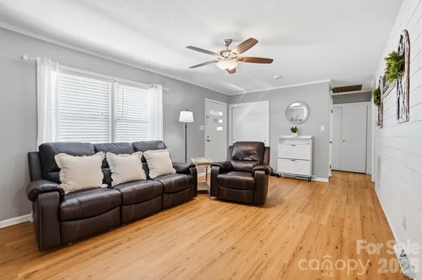 $285,000 | 2470 West Highway 152 Highway, China Grove, NC 28023