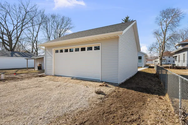 $296,000 | 307 White Street, McCausland, IA 52758