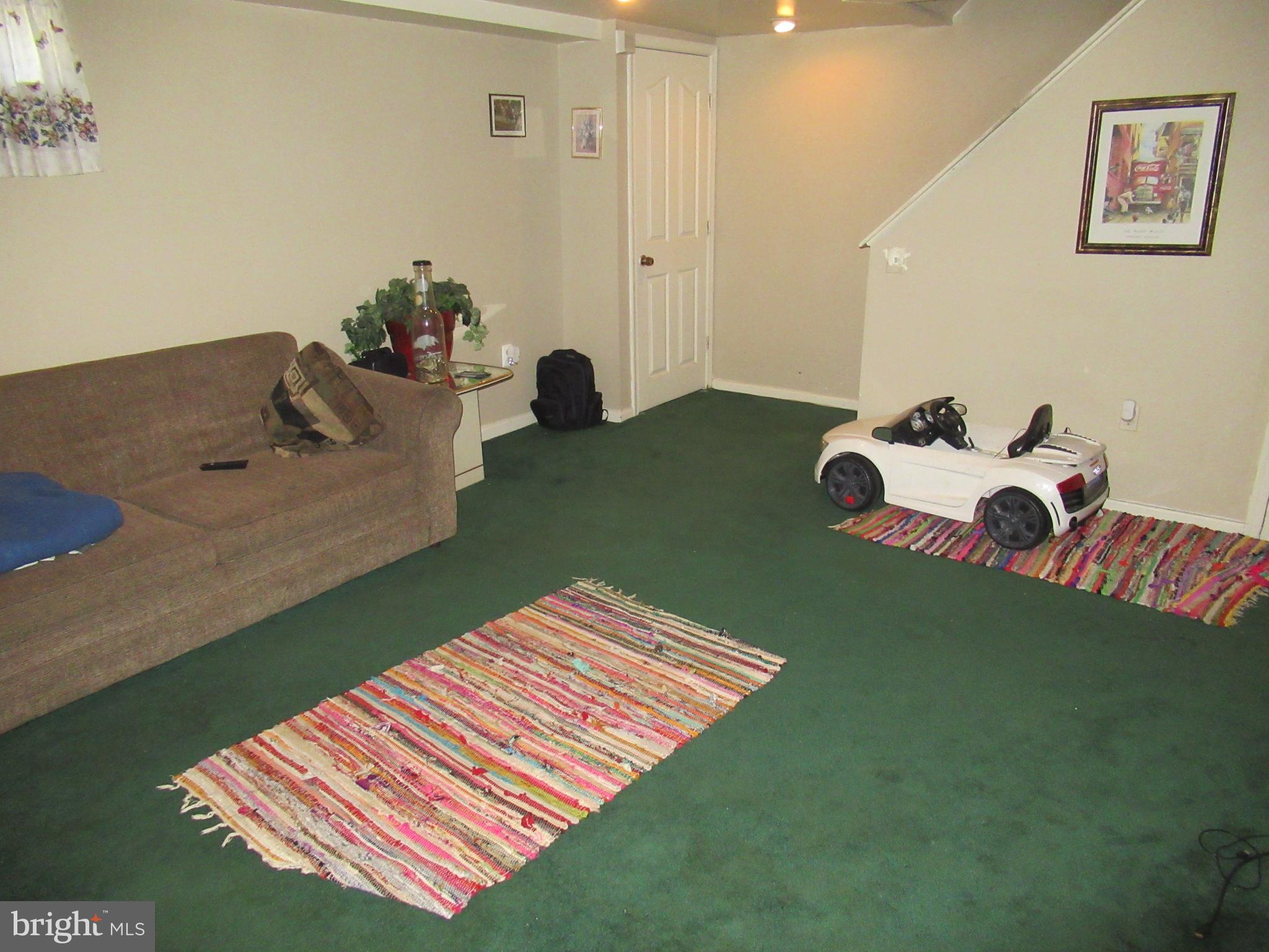 1018 Harwall Road Baltimore, MD 21207 - Photo 12 of 15