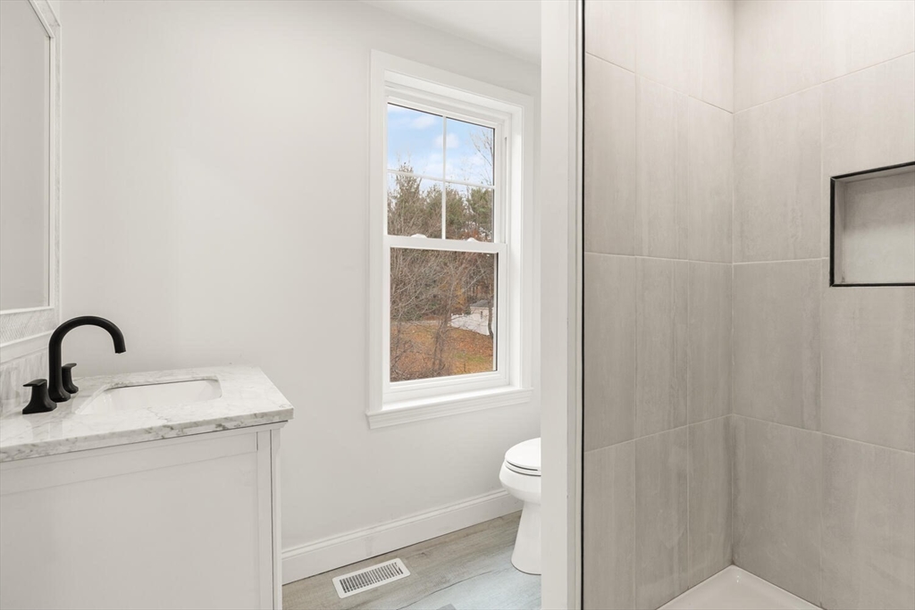 145 Groton Road Westford, MA 01886 - Photo 5 of 11