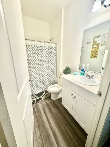 $350,000 | 13423 Wembley Heights Drive, Houston, TX 77049