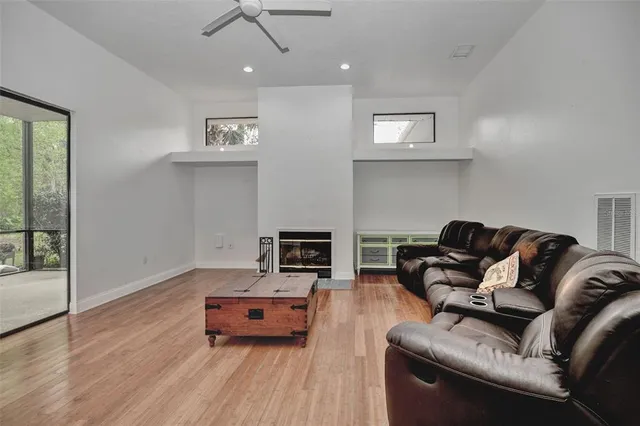 $4,000 | 7505 Jomel Drive, Weeki Wachee, FL 34607