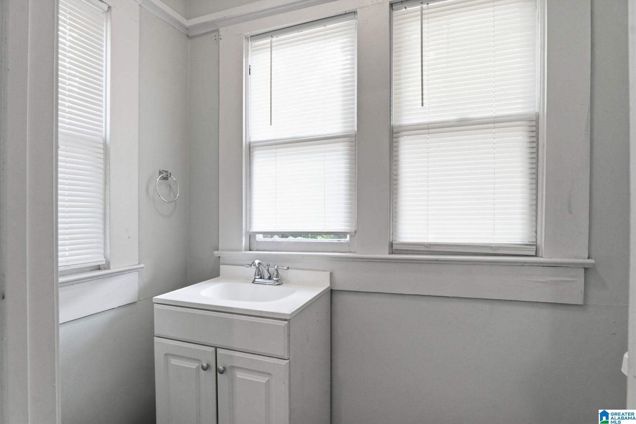 1524 Warrior Road Birmingham, AL 35218 - Photo 21 of 30 Gallery Image 21