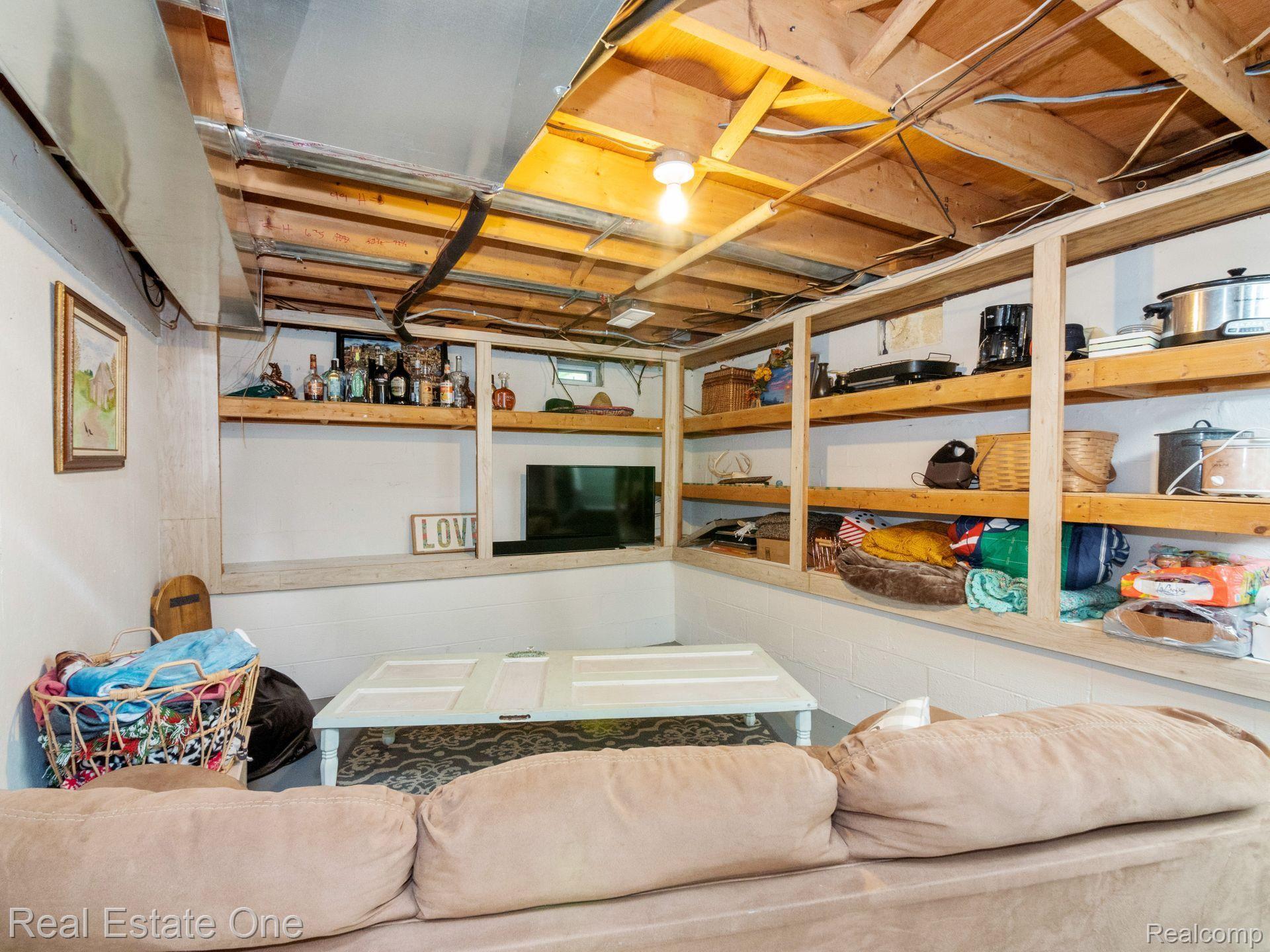 3980 Queensbury Road Lake Orion, MI 48359 - Photo 12 of 15 Gallery Image 12