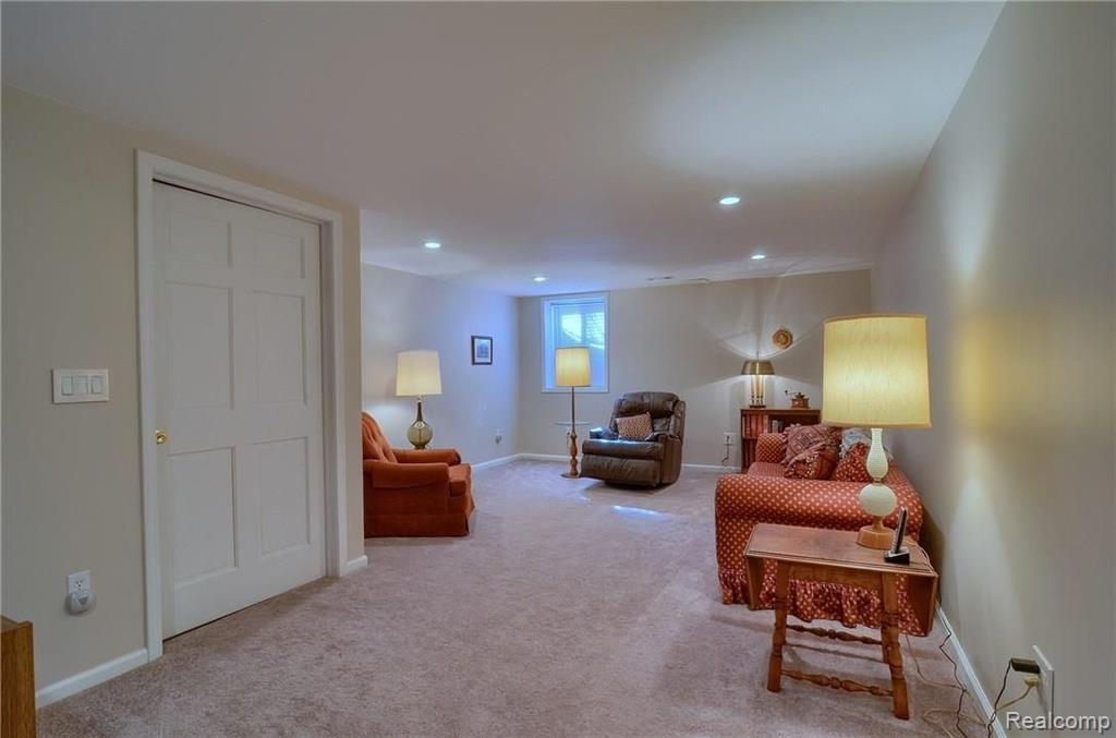 1472 Saddle Lane, Unit 167 Rochester Hills, MI 48306 - Photo 31 of 34