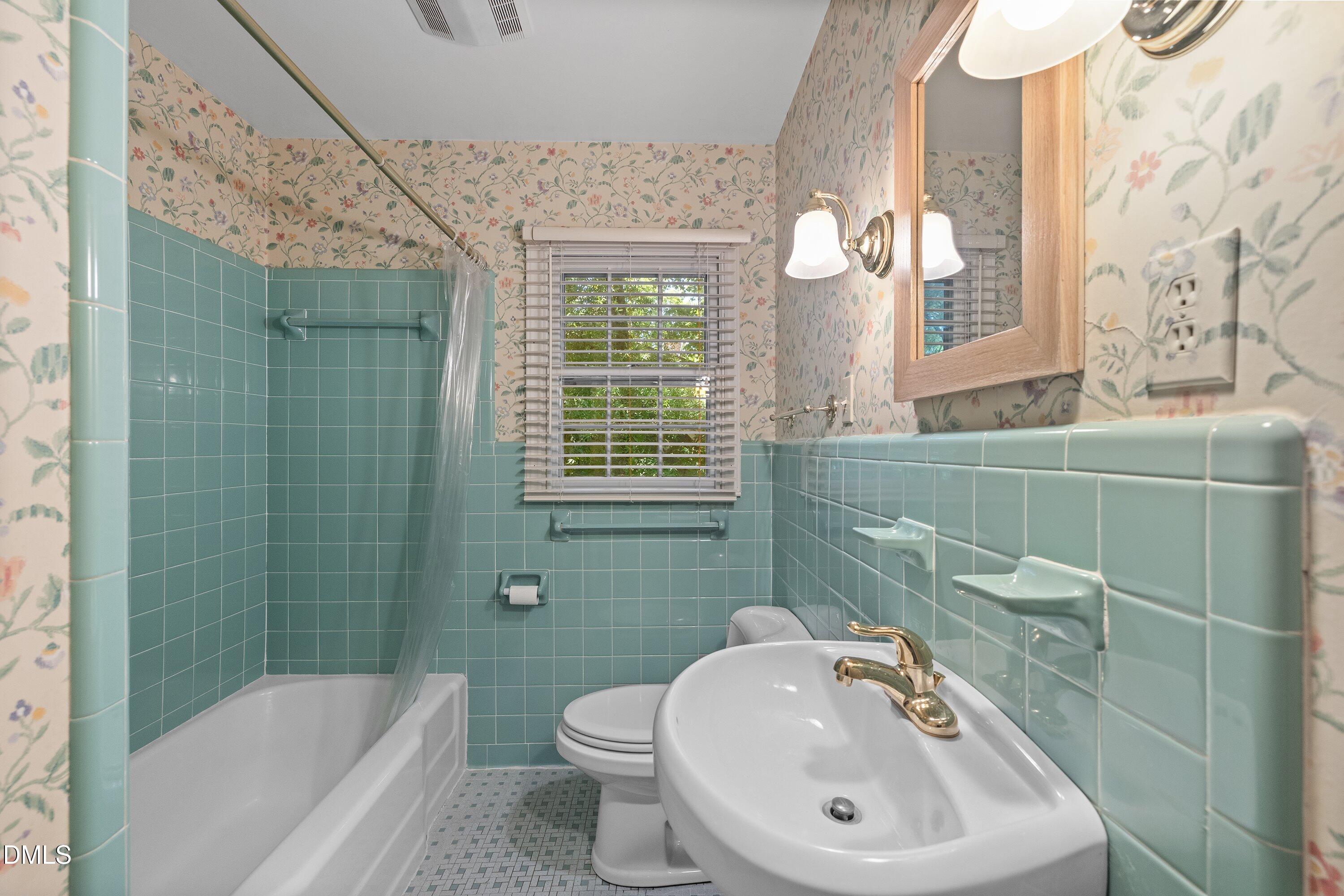 2802 Devon Road Durham, NC 27707 - Photo 29 of 46