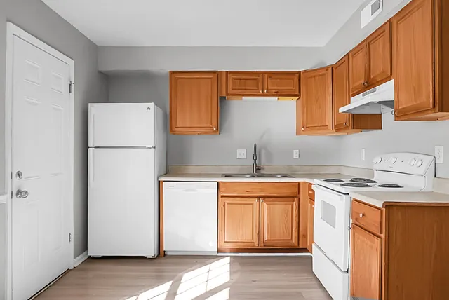 $669,500 | 7669 Hunters Ridge Lane, North Charleston, SC 29420