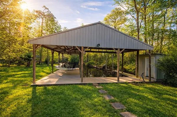 $459,000 | 21550 Rosemound Lane, Springfield, LA 70462