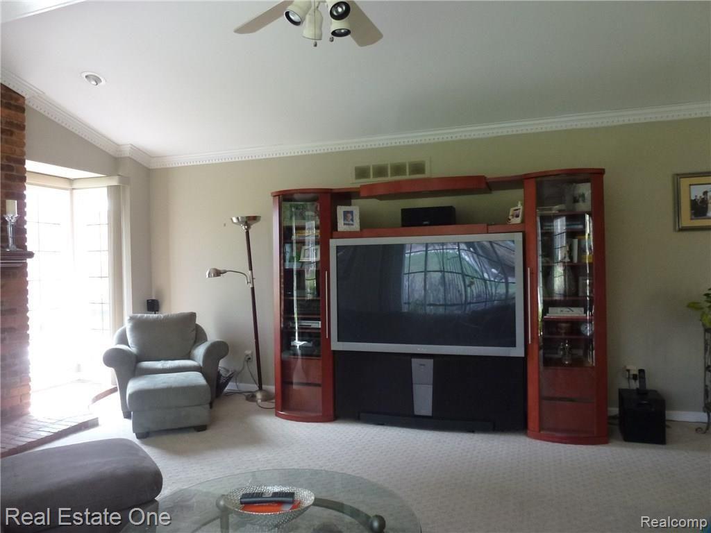 3536 Holiday Court Rochester Hills, MI 48306 - Photo 29 of 63