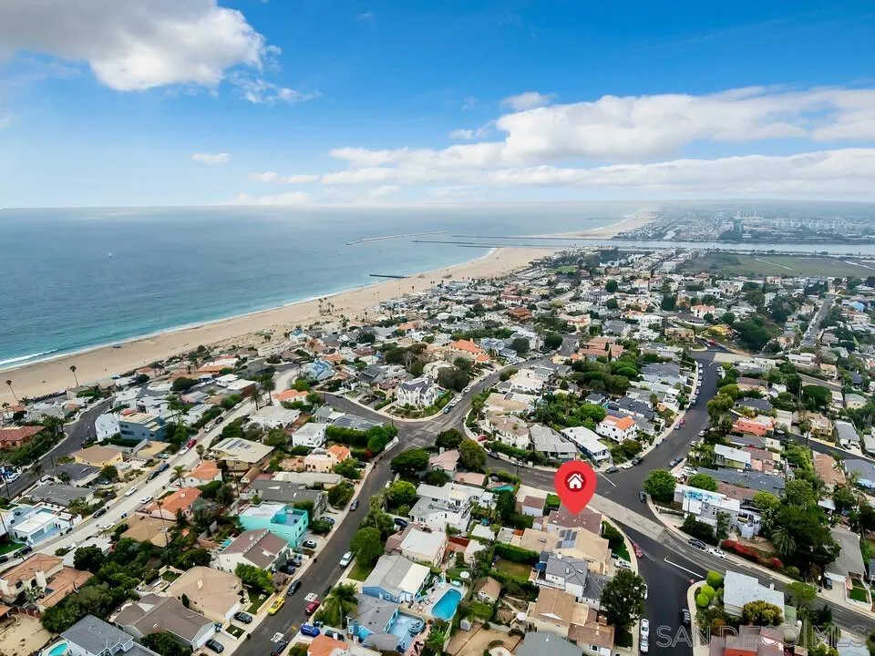 7501 Earldom Avenue Playa del Rey, CA 90293 - Photo 4 of 12 an aerial view of a city