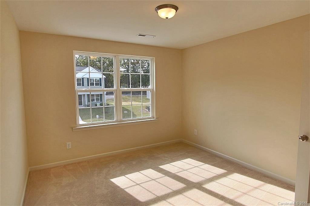 2512 Hart Road, Unit 15 Charlotte, NC 28214 - Photo 15 of 17 Gallery Image 15