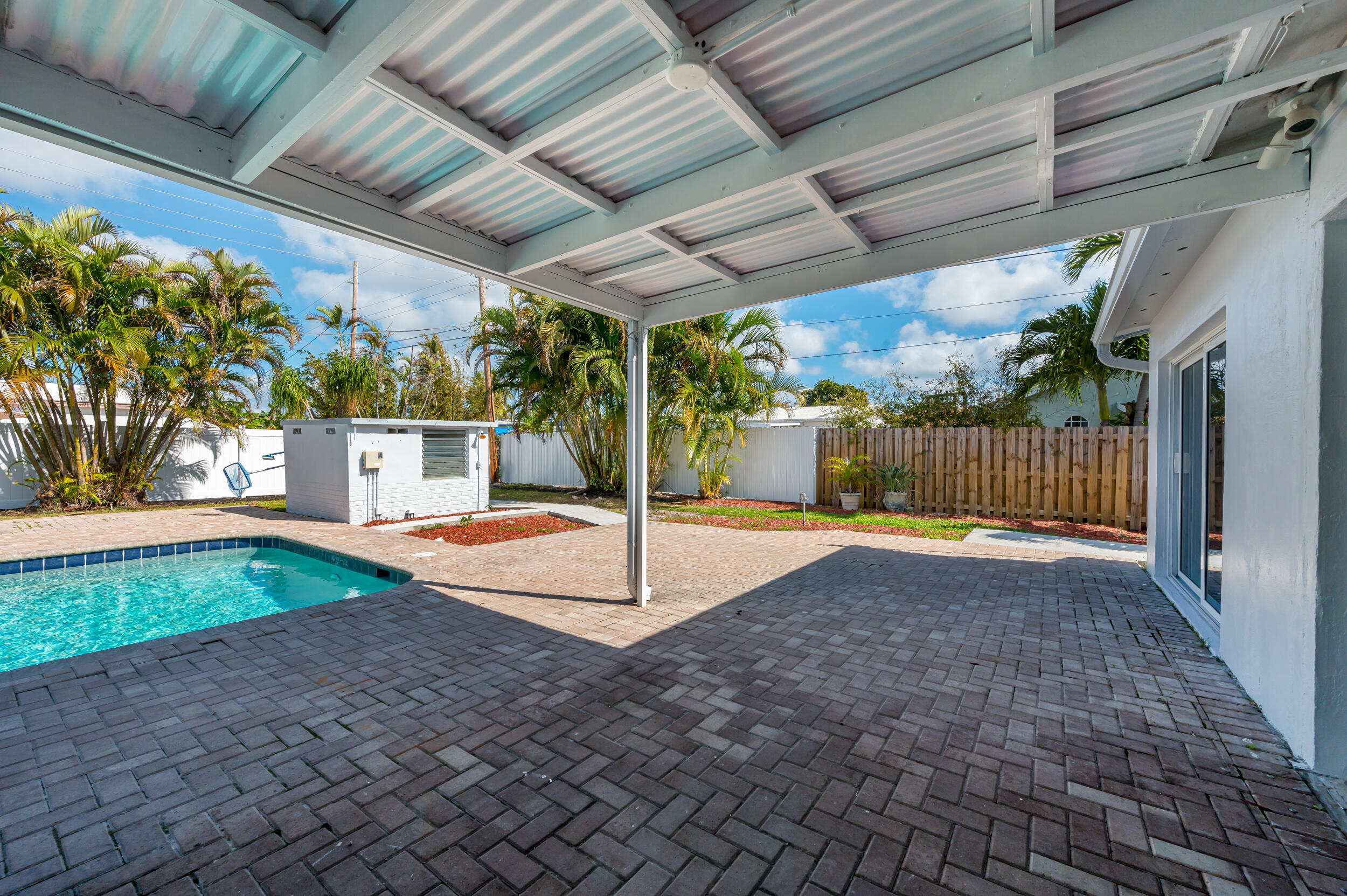 461 Northeast 44th Street Boca Raton, FL 33431 - Photo 21 of 24 photo-20