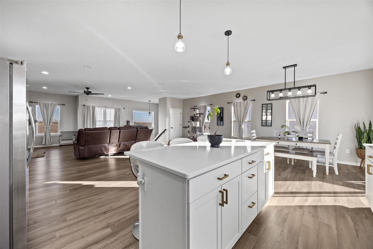 313 Galileo Drive Riverside, IA 52327 - Photo 5 of 17 Gallery Image 5