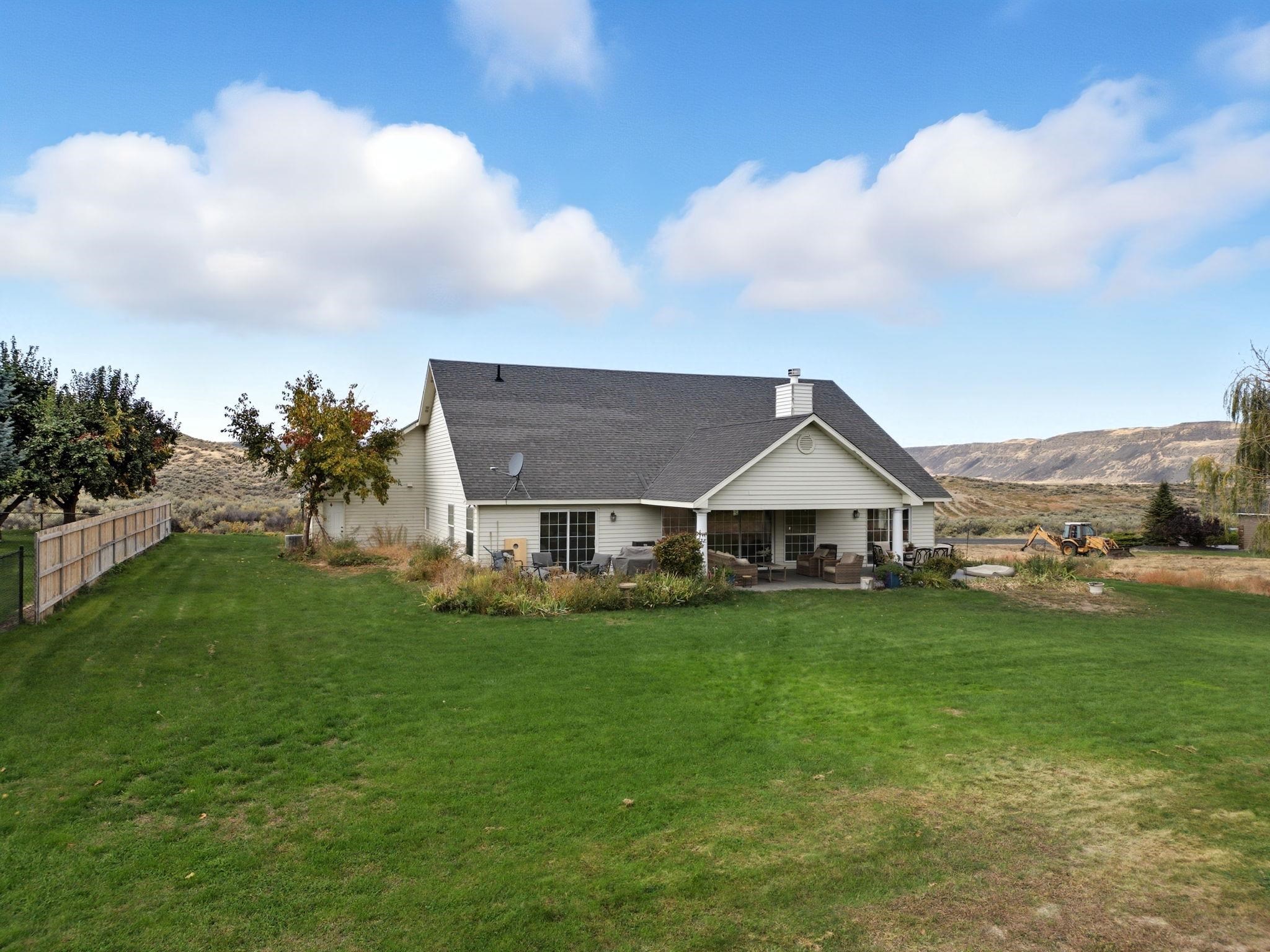 57169 Fairway Road Electric City, WA 99123 - Photo 43 of 50