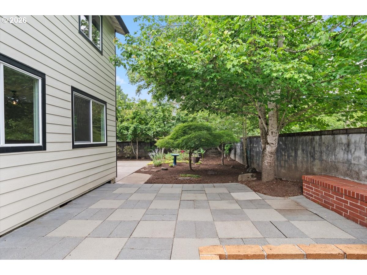 8125 Southwest Pine Street Portland, OR 97223 - Photo 40 of 44