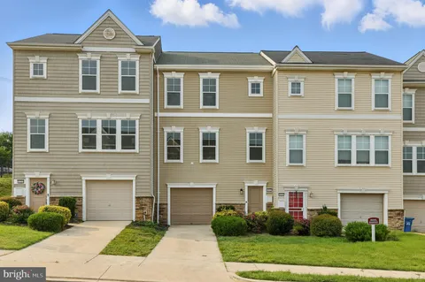 $520,000 | 402 Woodcrest Drive Southeast, Washington, DC 20032